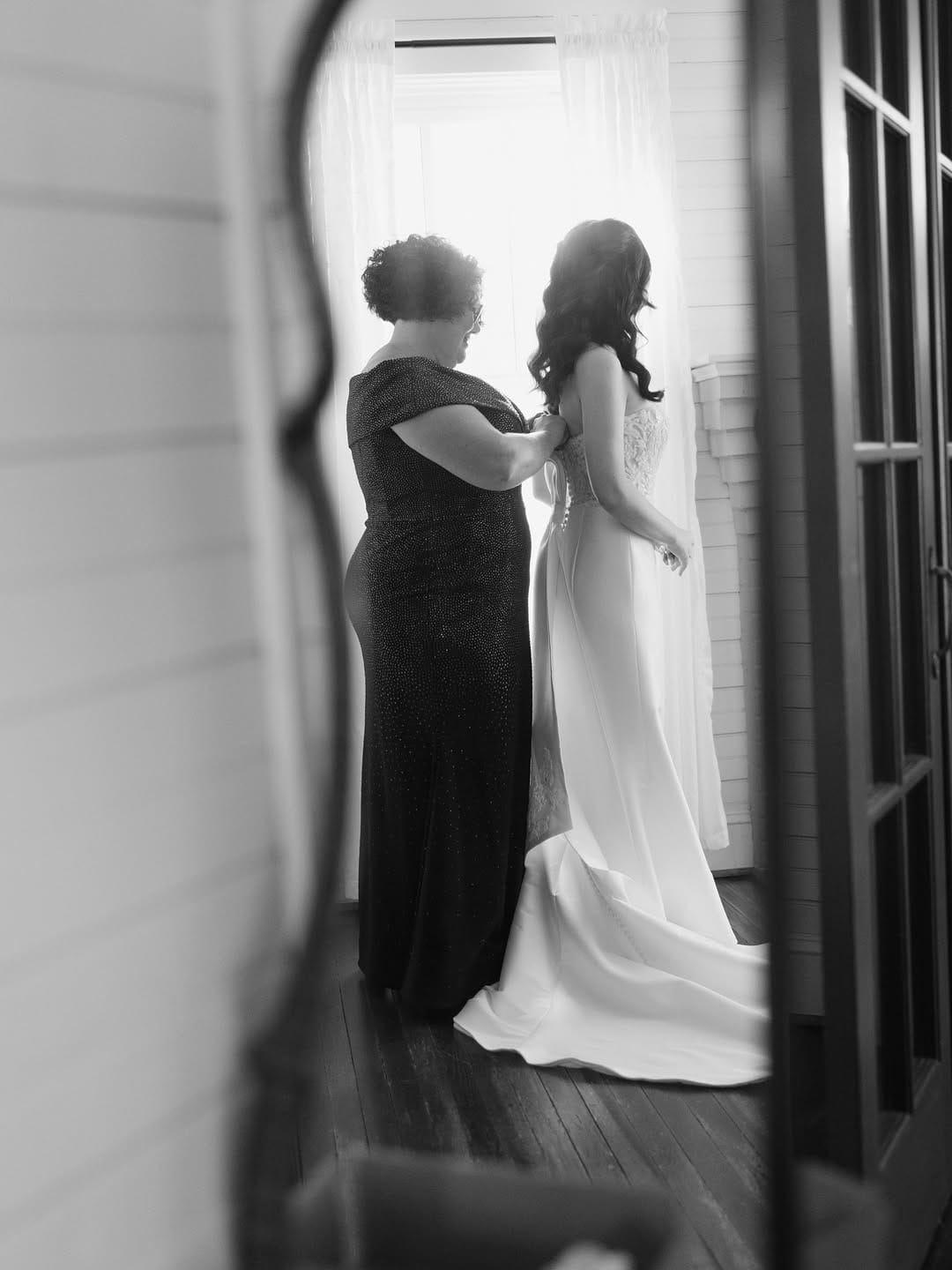 Post 4 by The Kinsleeshop Farm | Wedding Venue on Instagram (carousel)