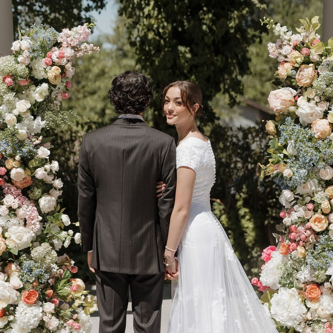 Post 9 by Wedding Planner | Utah on Instagram (carousel)