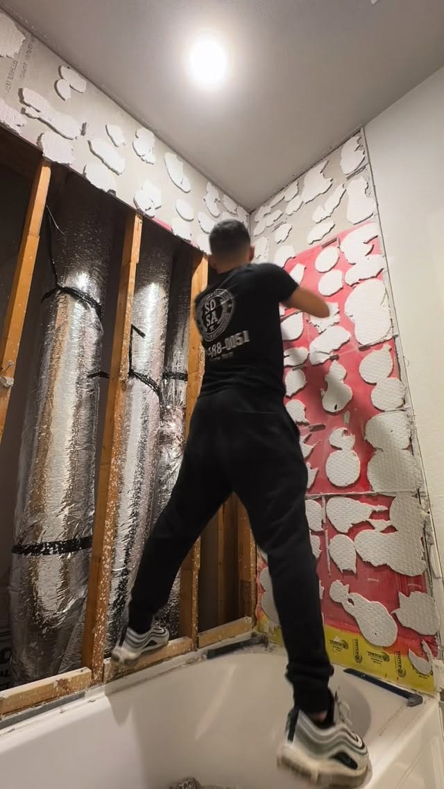 Post 9 by Brayan Sosa on Instagram (video)