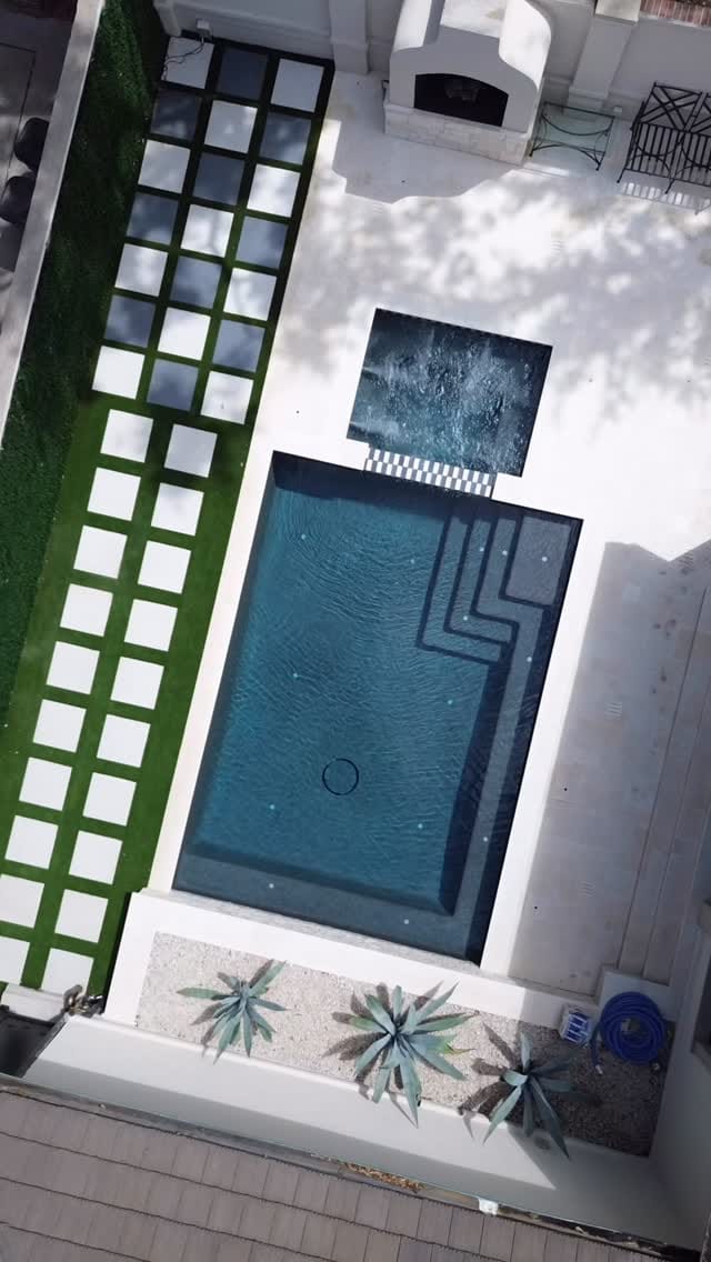 Post 6 by Brayan Sosa on Instagram (video)
