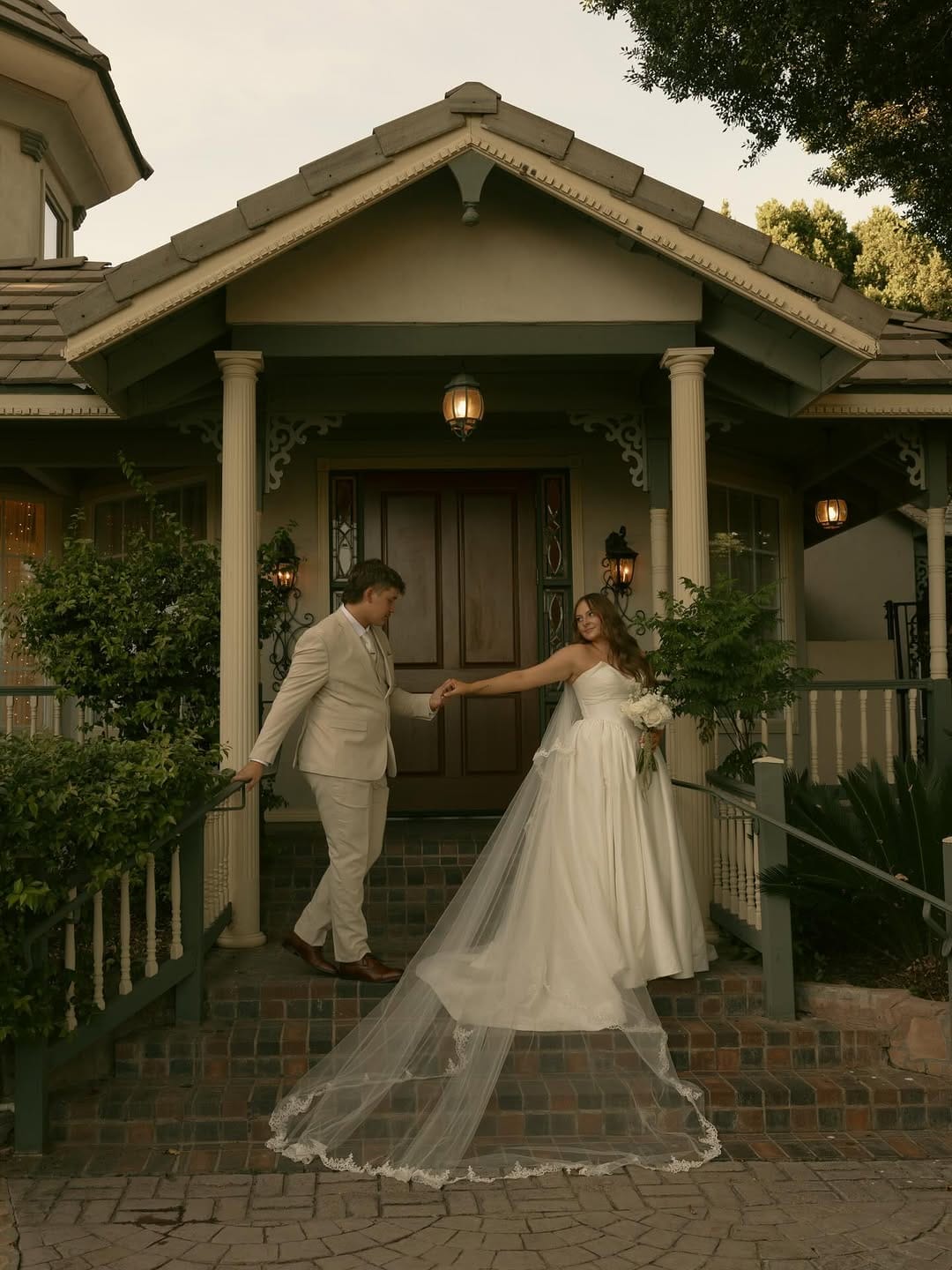 Post 6 by The Wright House|AZ Wedding on Instagram (carousel)