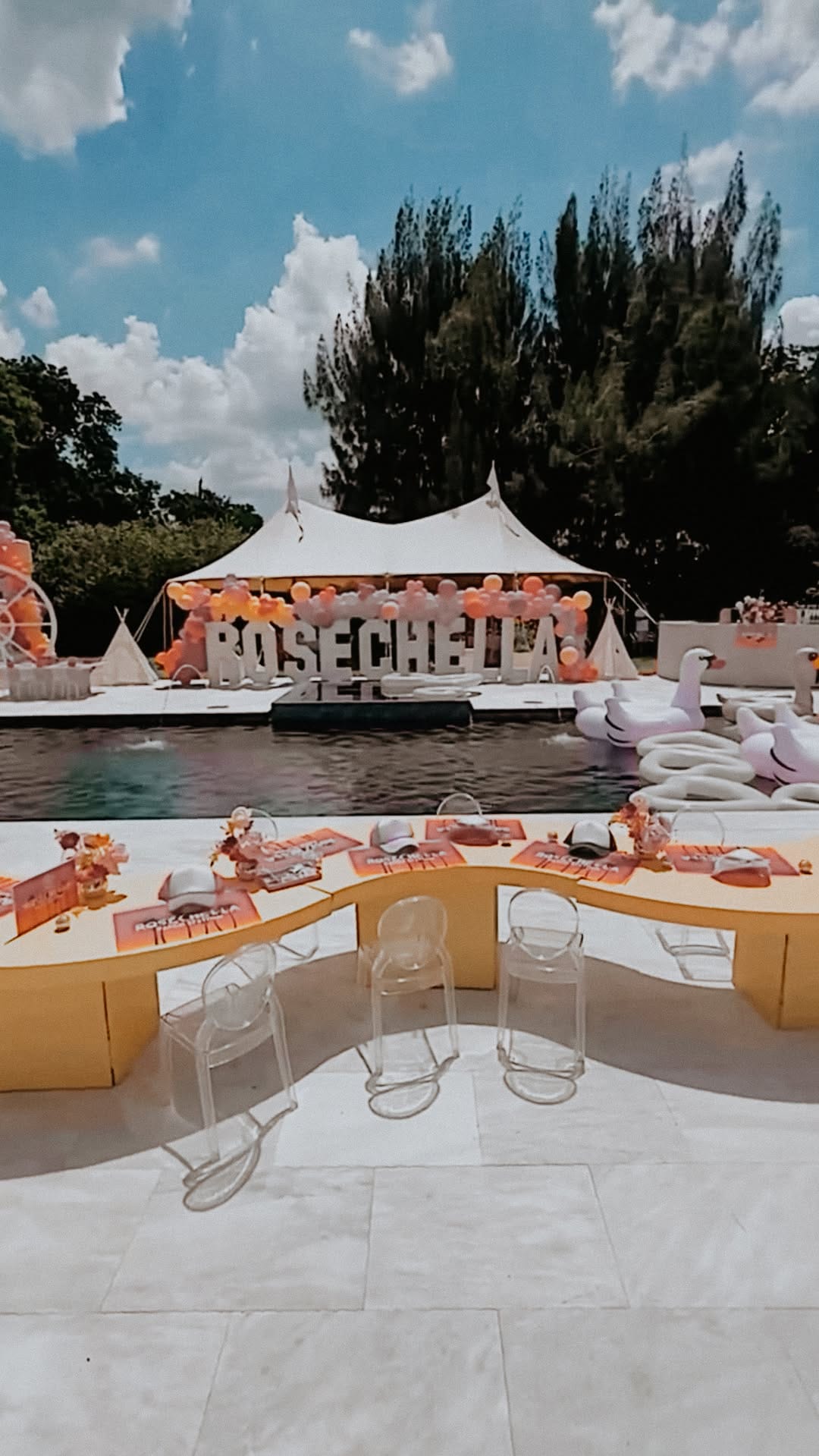 Post 7 by Kat Saenz Productions | Experiential Event Designers on Instagram (video)