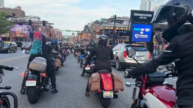 Post 7 by IRON GODDESS MOTO SHOW on Instagram (video)
