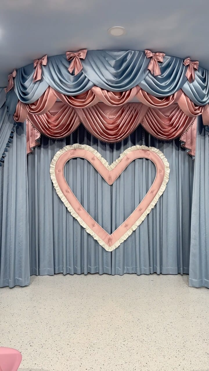 Post 9 by Sure Thing Wedding Chapel on Instagram (video)