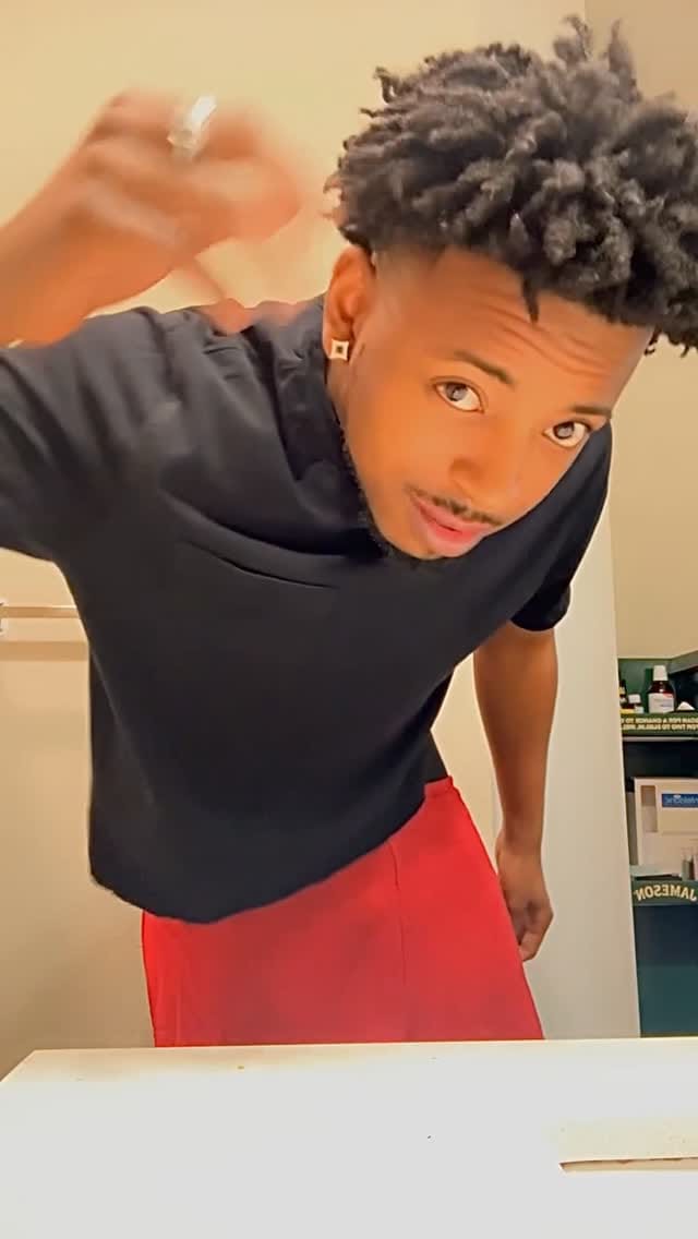 Post 1 by Tanner Ellis on Instagram (video)