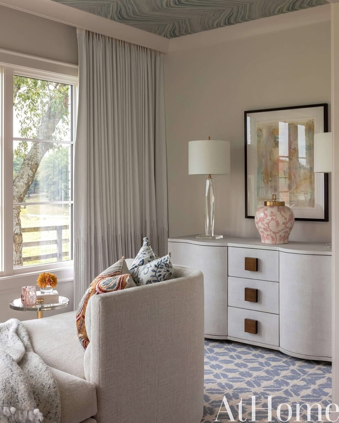 Post 7 by HarperHoweyInteriors on Instagram (image)