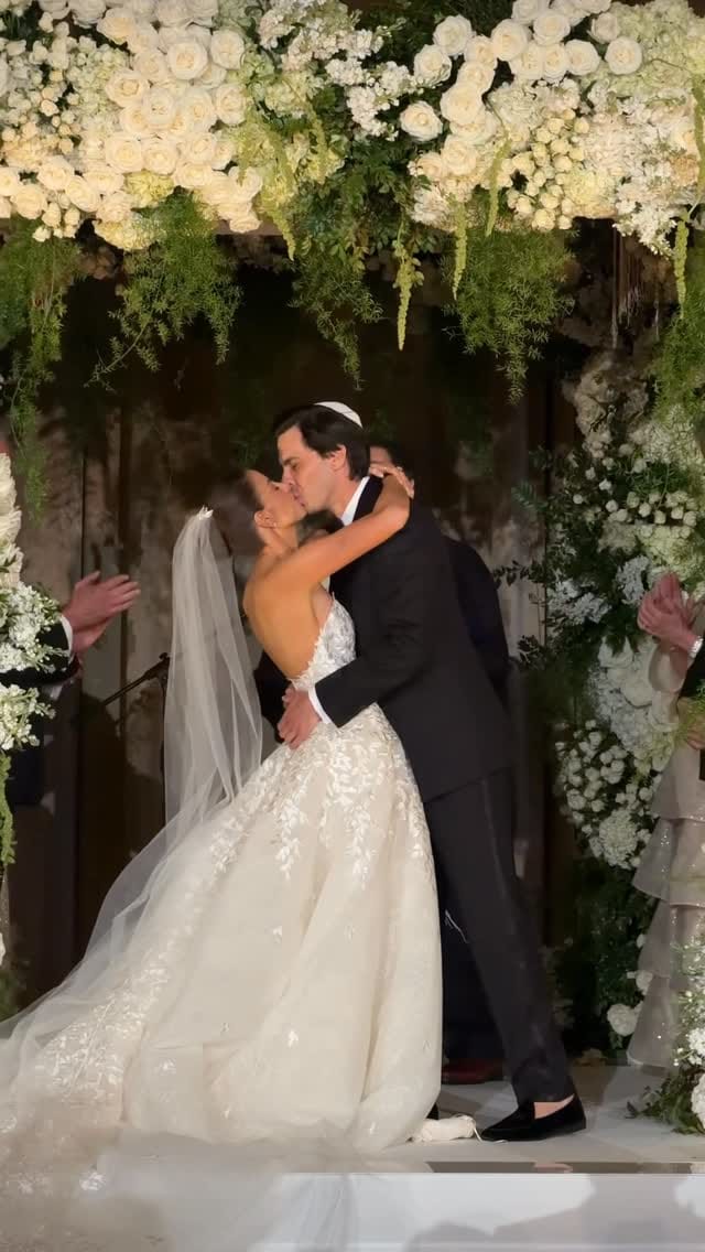 Post 1 by XQUISITE EVENTS on Instagram (video)