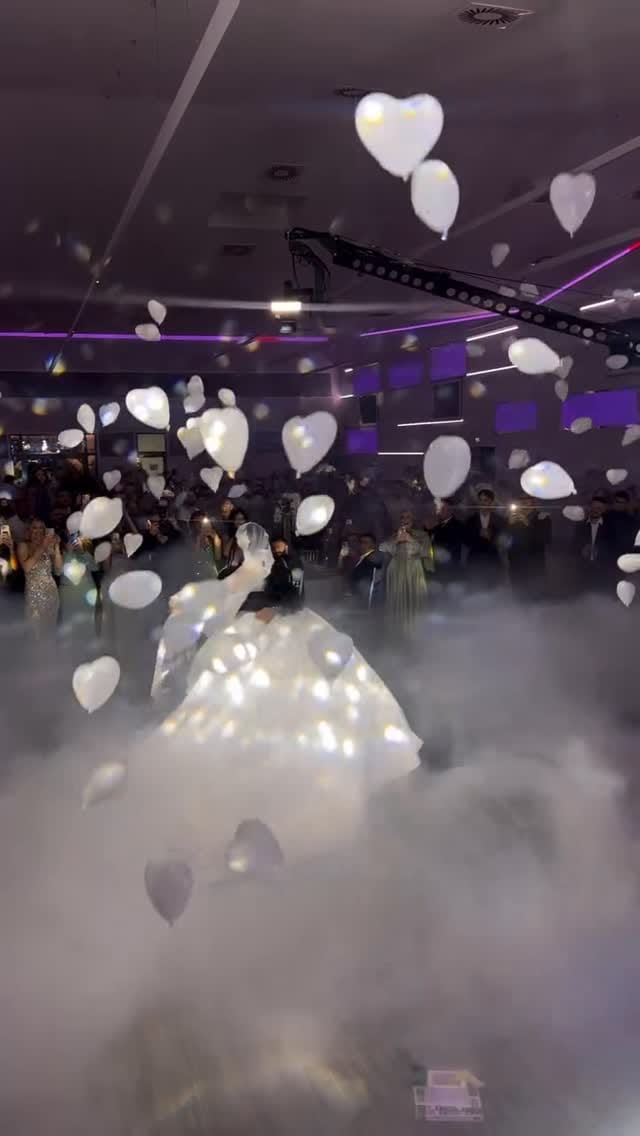 Post 1 by Lazer Show Partlayan Şarlar on Instagram (video)