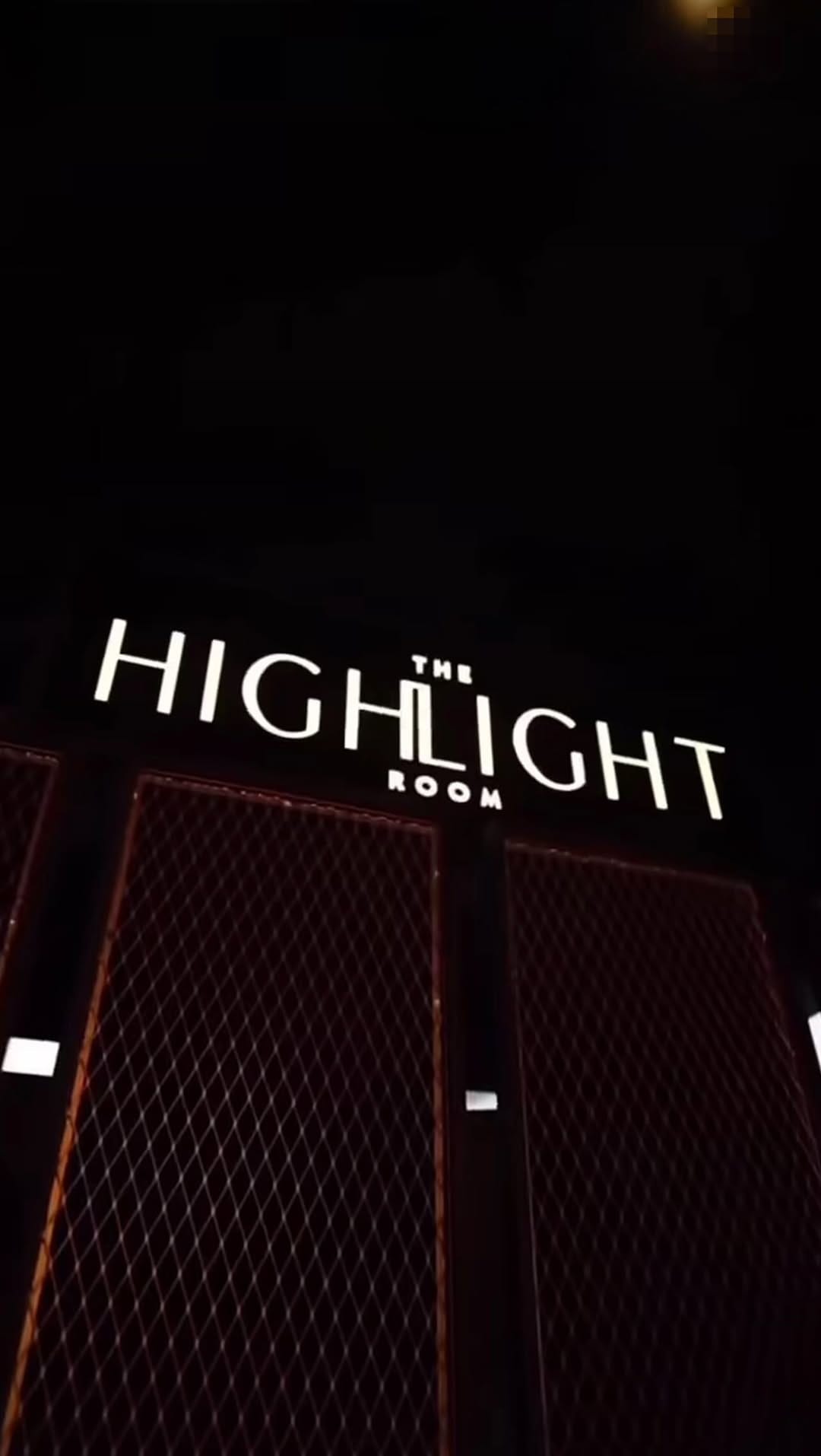 Post 3 by NYC Hotel Room Decorator | Luxury Events on Instagram (video)