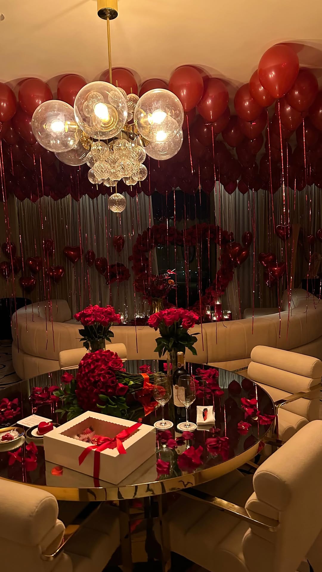 Post 4 by NYC Hotel Room Decorator | Luxury Events on Instagram (video)