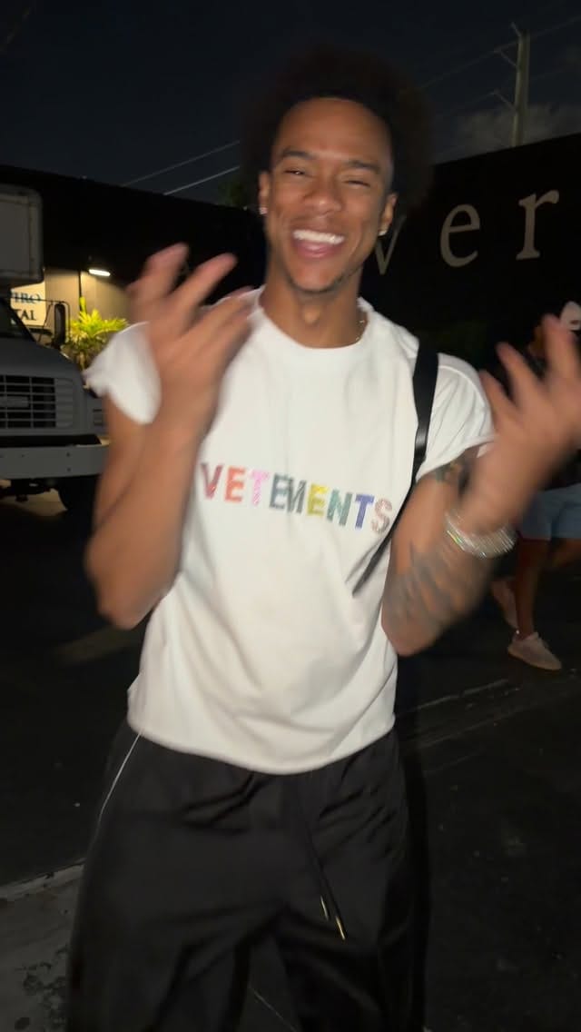 Post 3 by @ylnmike on Instagram (video)