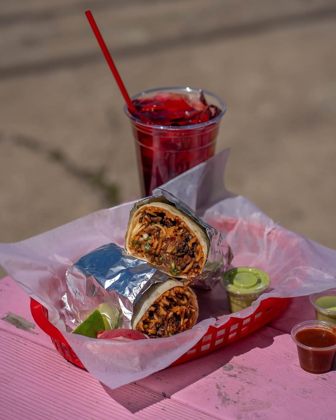 Post 7 by Pinches Tacos on Instagram (image)