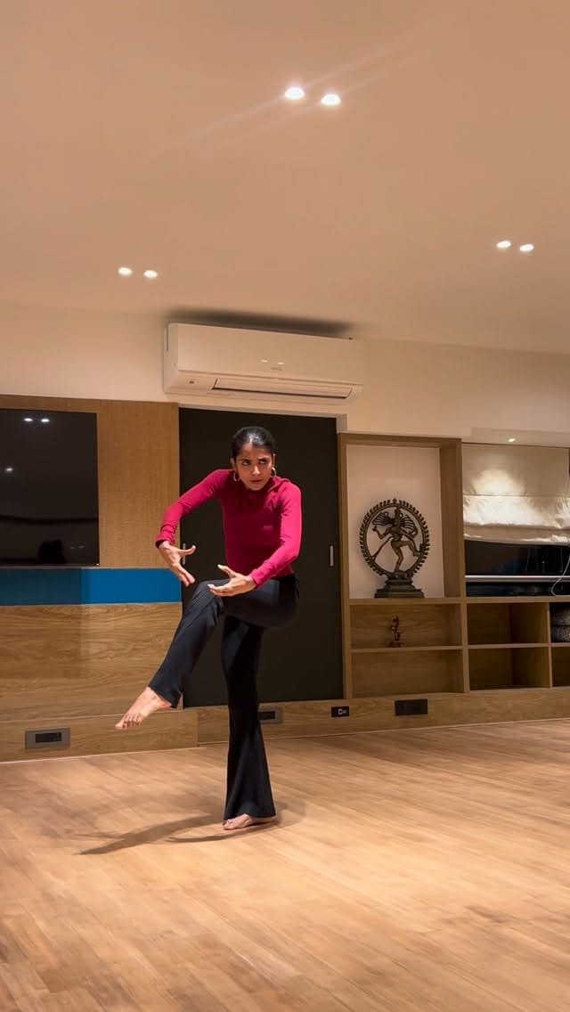 Post 8 by Pooja Radhakrishnan on Instagram (video)
