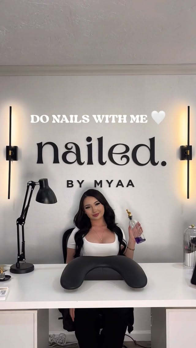 Post 2 by ❤︎⁠ nailed.by.myaa ❤︎⁠ LLC on Instagram (video)