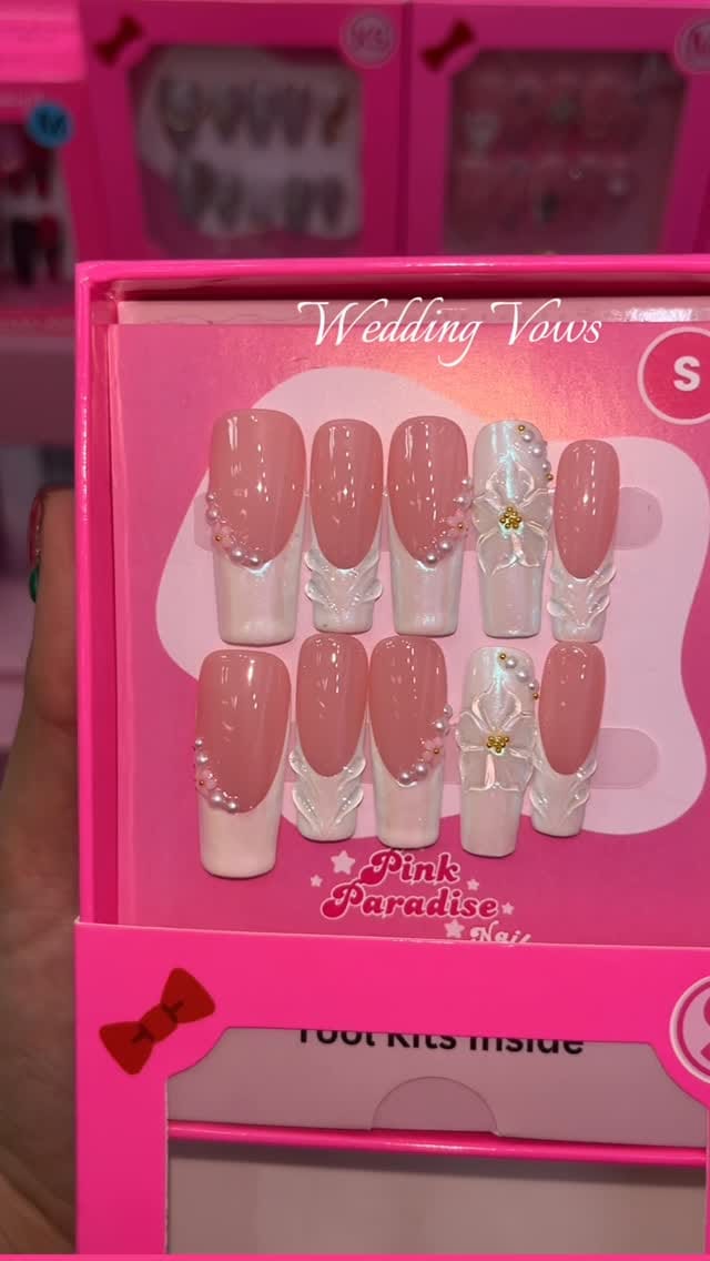 Post 8 by Pink Paradise Nail on Instagram (video)