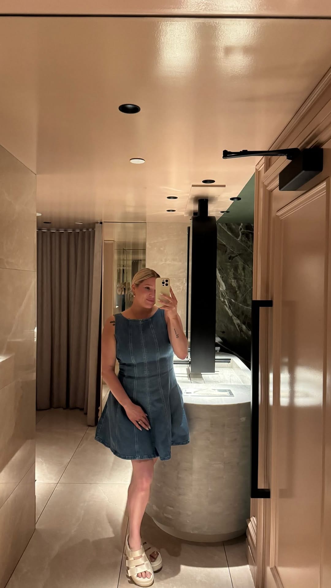 Post 1 by Audrey Couture on Instagram (video)