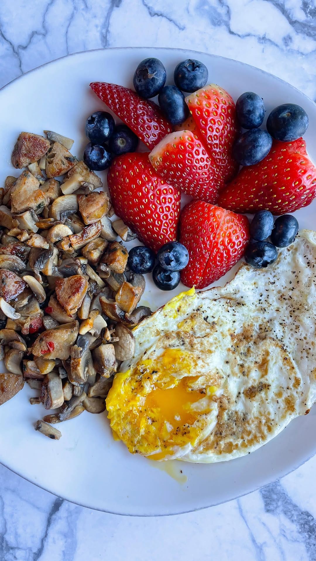 Post 8 by Sydney | Healthy Foodie on Instagram (video)