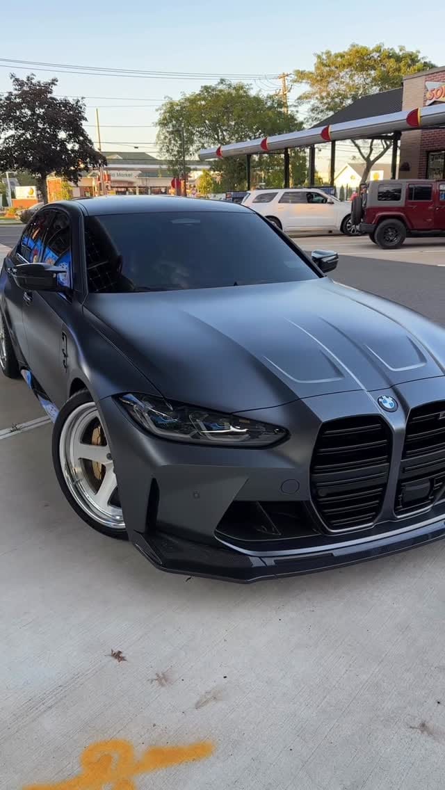 Post 4 by Frozen.g80 on Instagram (video)