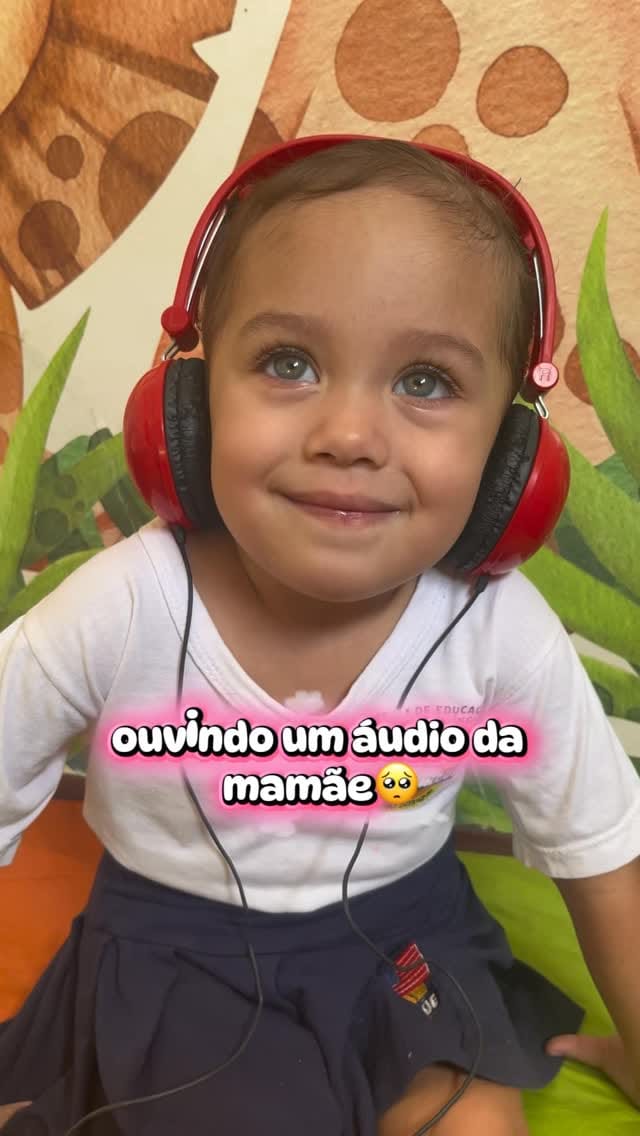 Post 2 by Escola Bi-Bilíngue on Instagram (video)