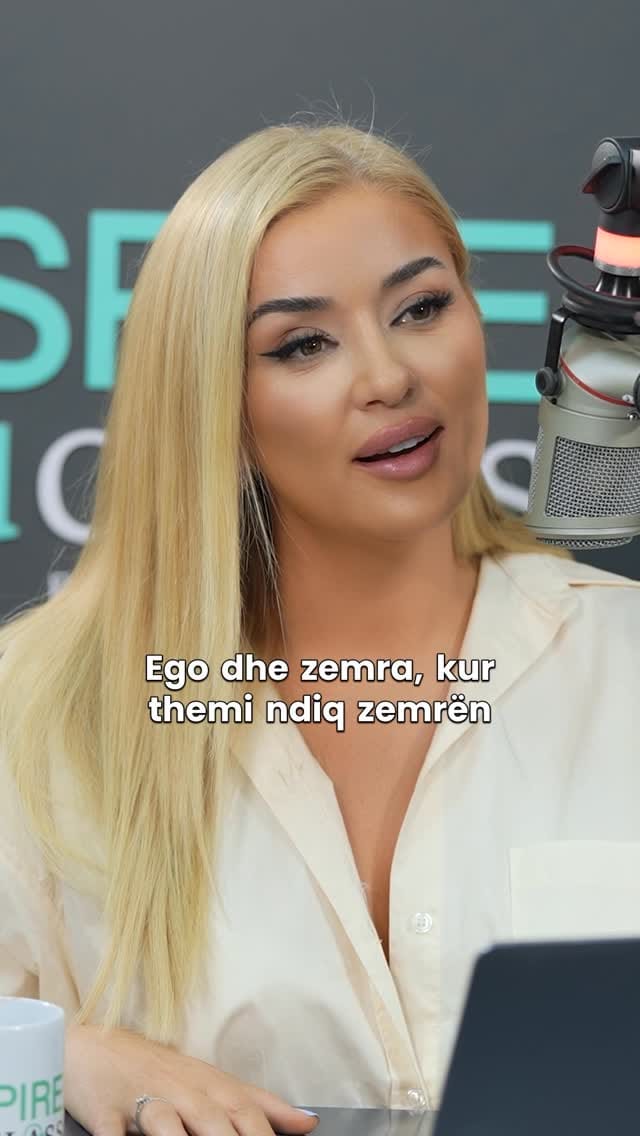 Post 9 by Aurora Buba on Instagram (video)