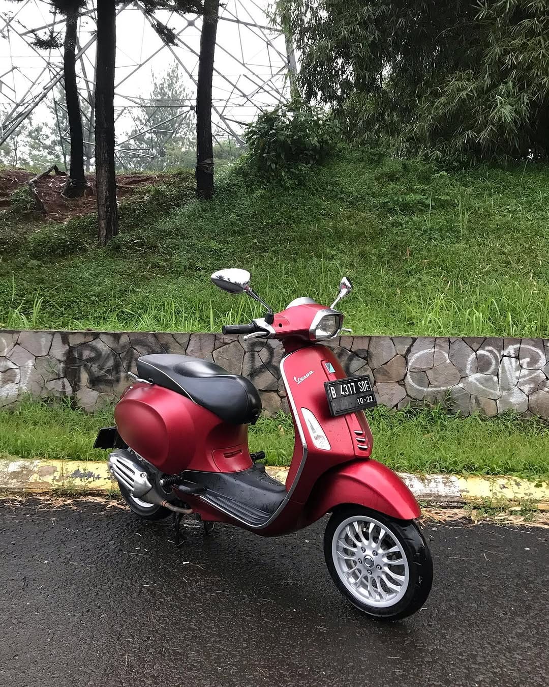 Post 1 by Botiko Vespa on Instagram (carousel)