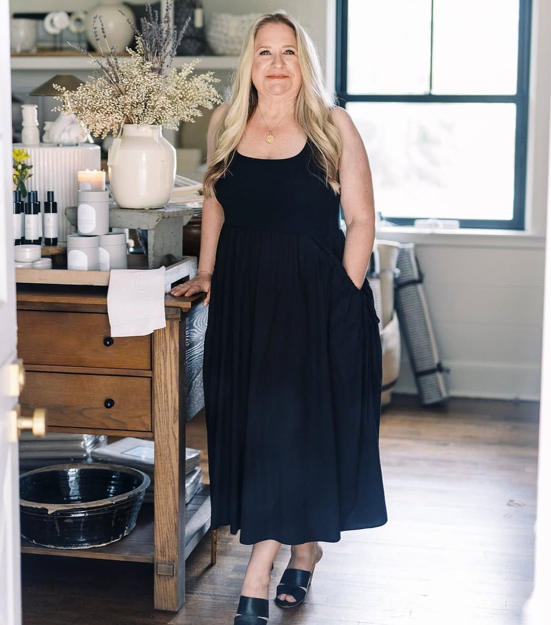 Post 6 by STEPHANIE GAMBLE INTERIORS on Instagram (image)