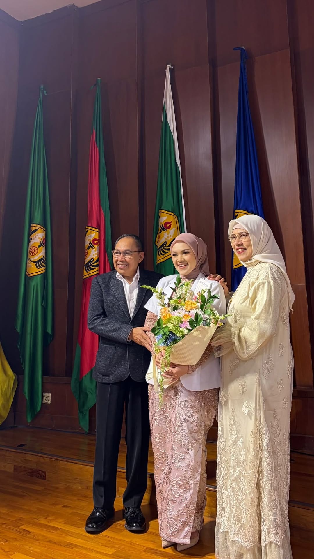 Post 5 by Salsabila Yasmine on Instagram (video)