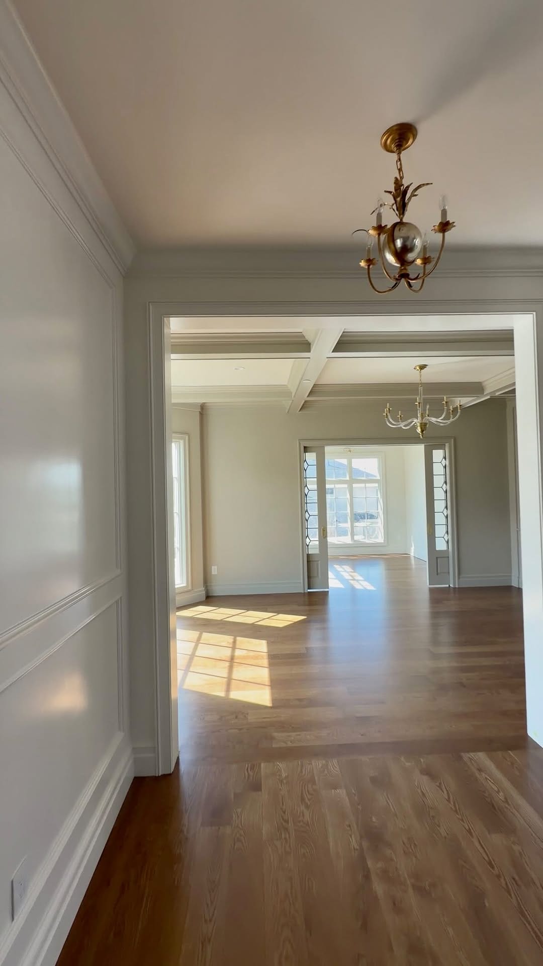 Post 6 by Lauren Oviatt | Interior Designer on Instagram (video)
