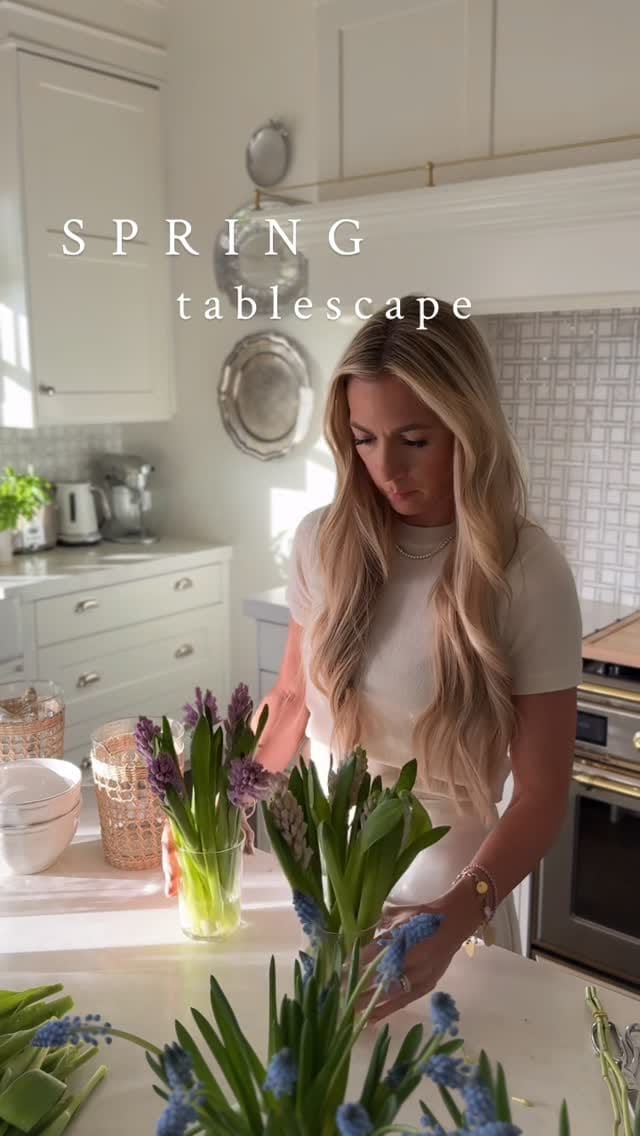 Post 10 by Lauren Oviatt | Interior Designer on Instagram (video)