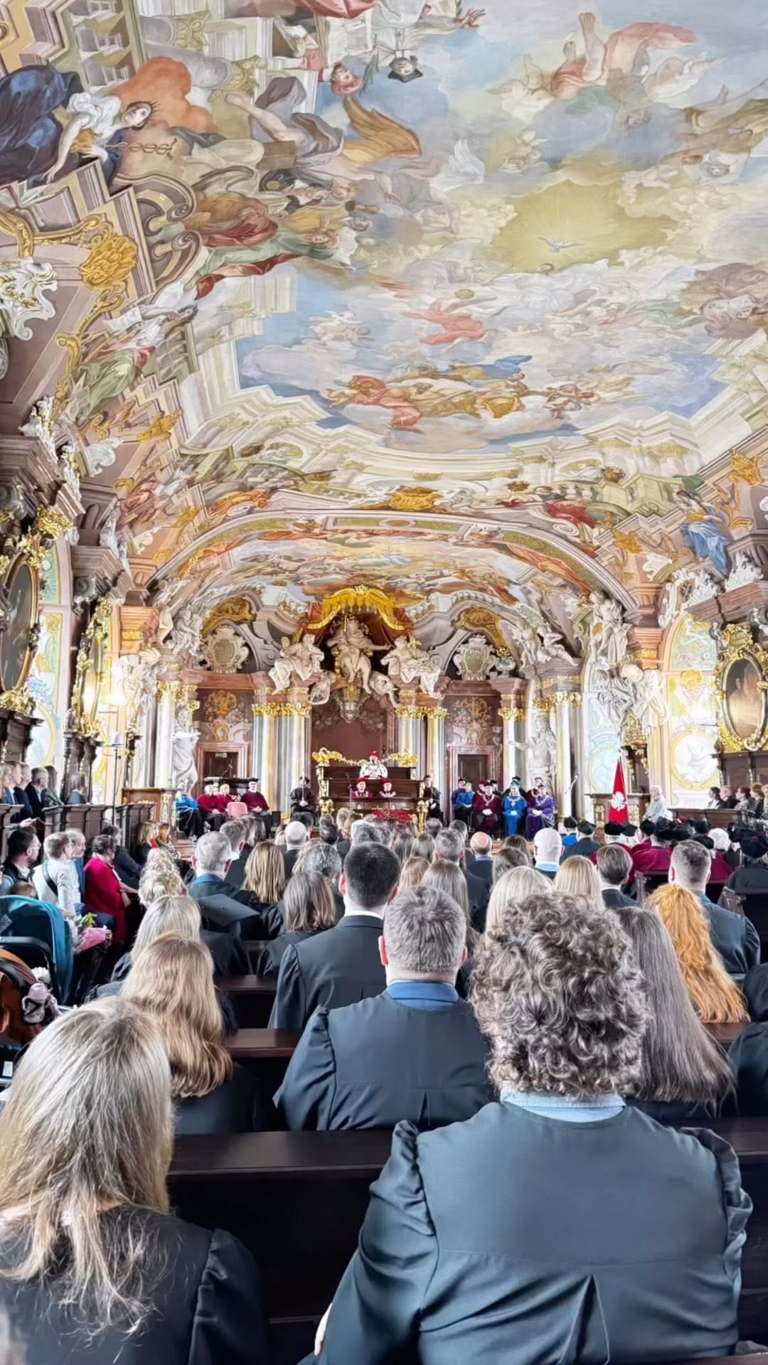 Post 6 by dr n. med. Michał Błoch on Instagram (video)