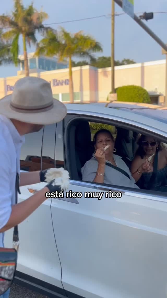 Post 9 by Lechona Truck Miami - Lechona Colombiana on Instagram (video)