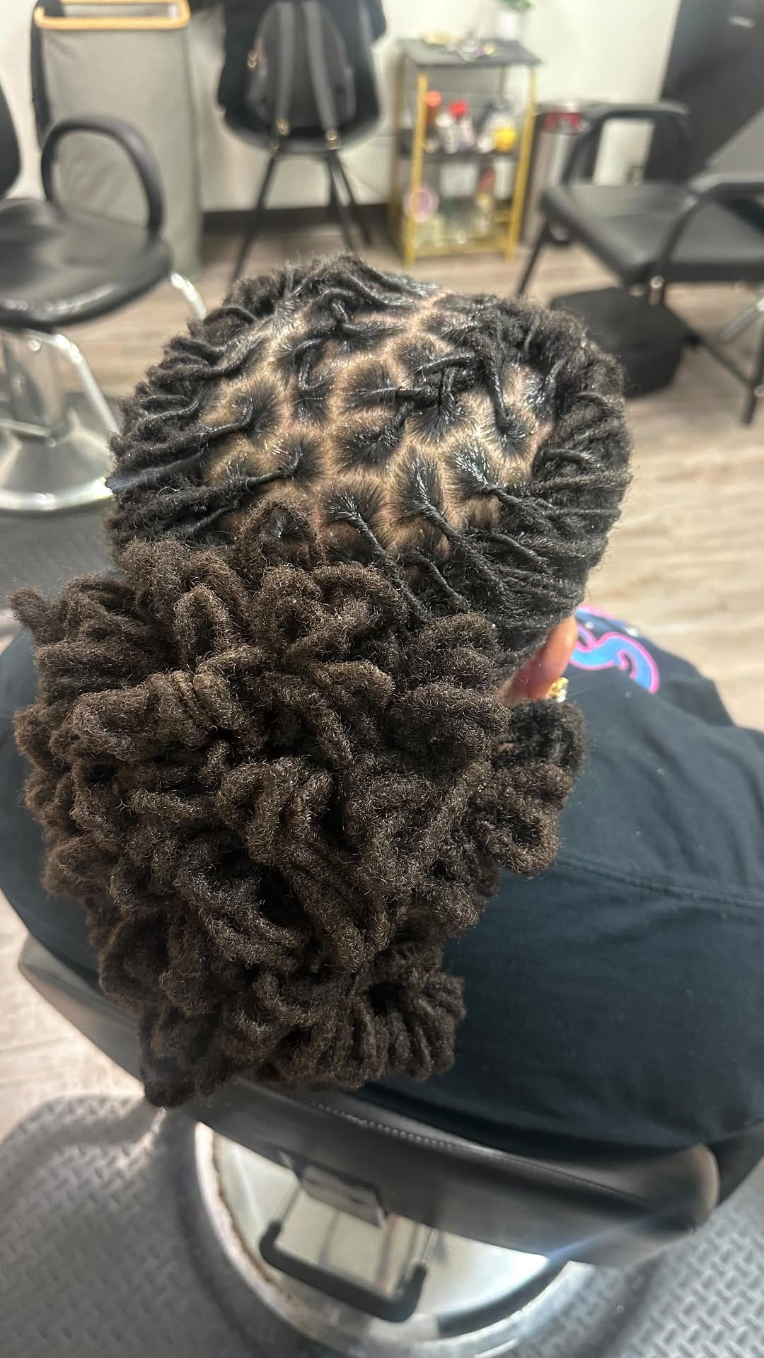 Post 9 by Big locs ⭐️ dfw locs on Instagram (video)
