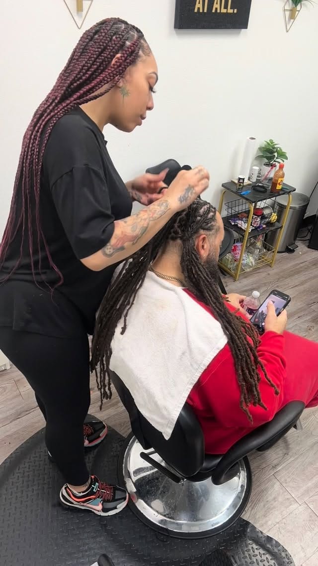 Post 4 by Big locs ⭐️ dfw locs on Instagram (video)