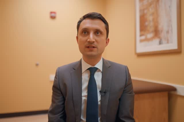 Post 1 by Midwest Orthopaedics at Rush on Instagram (video)