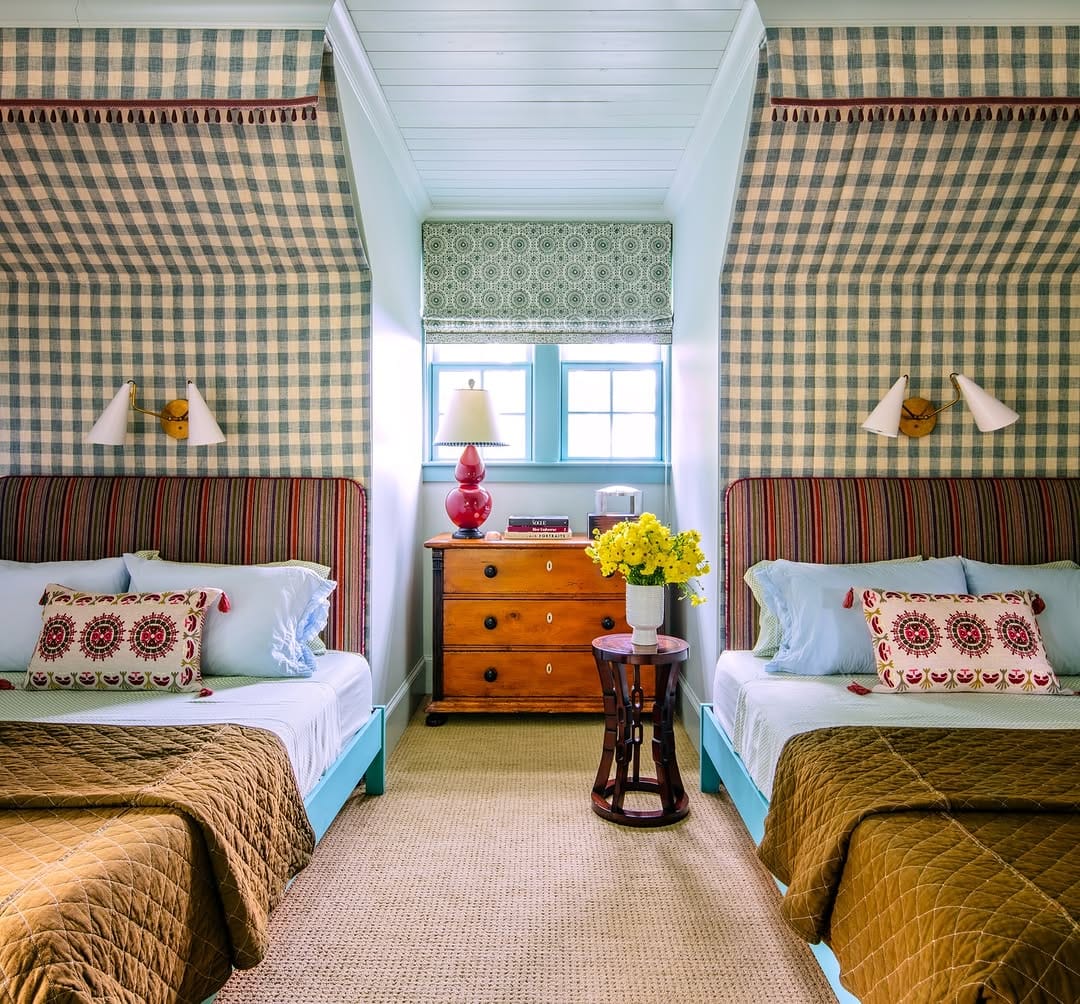 Post 8 by crosby designs, llc/ maria crosby pollard on Instagram (image)