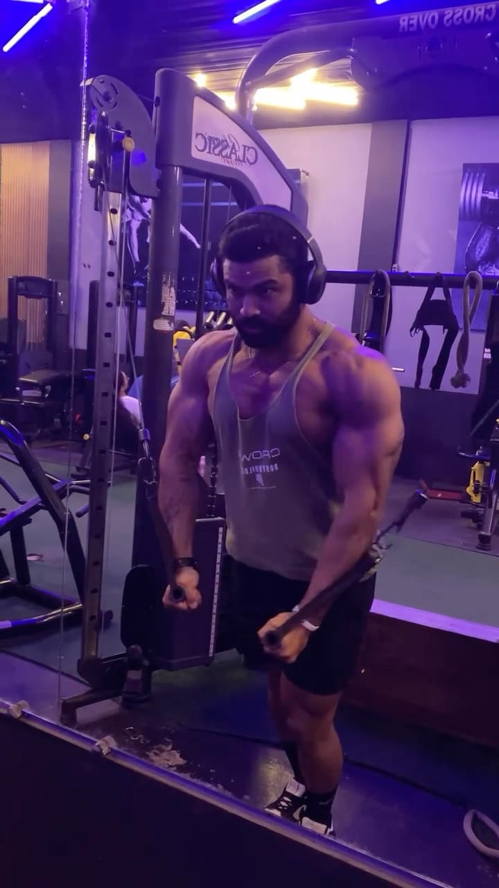 Post 7 by H e n r i q u e 🇧🇷 on Instagram (video)
