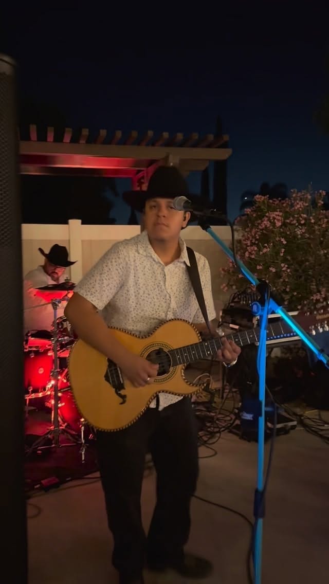 Post 3 by Grupo La Empreza on Instagram (video)