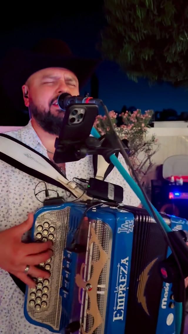 Post 4 by Grupo La Empreza on Instagram (video)