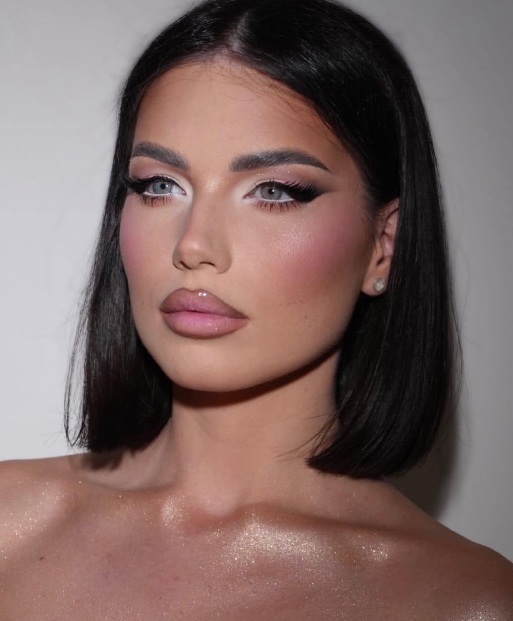 Post 4 by Makeup Ivana on Instagram (carousel)