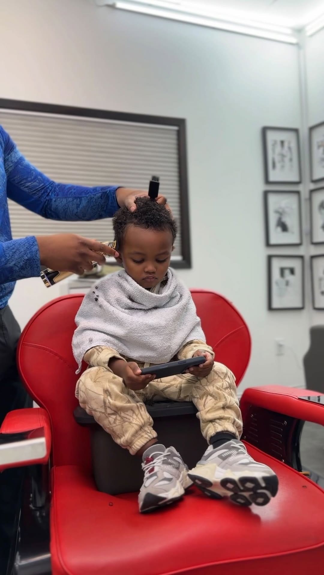 Post 6 by Tayveon Henry on Instagram (video)