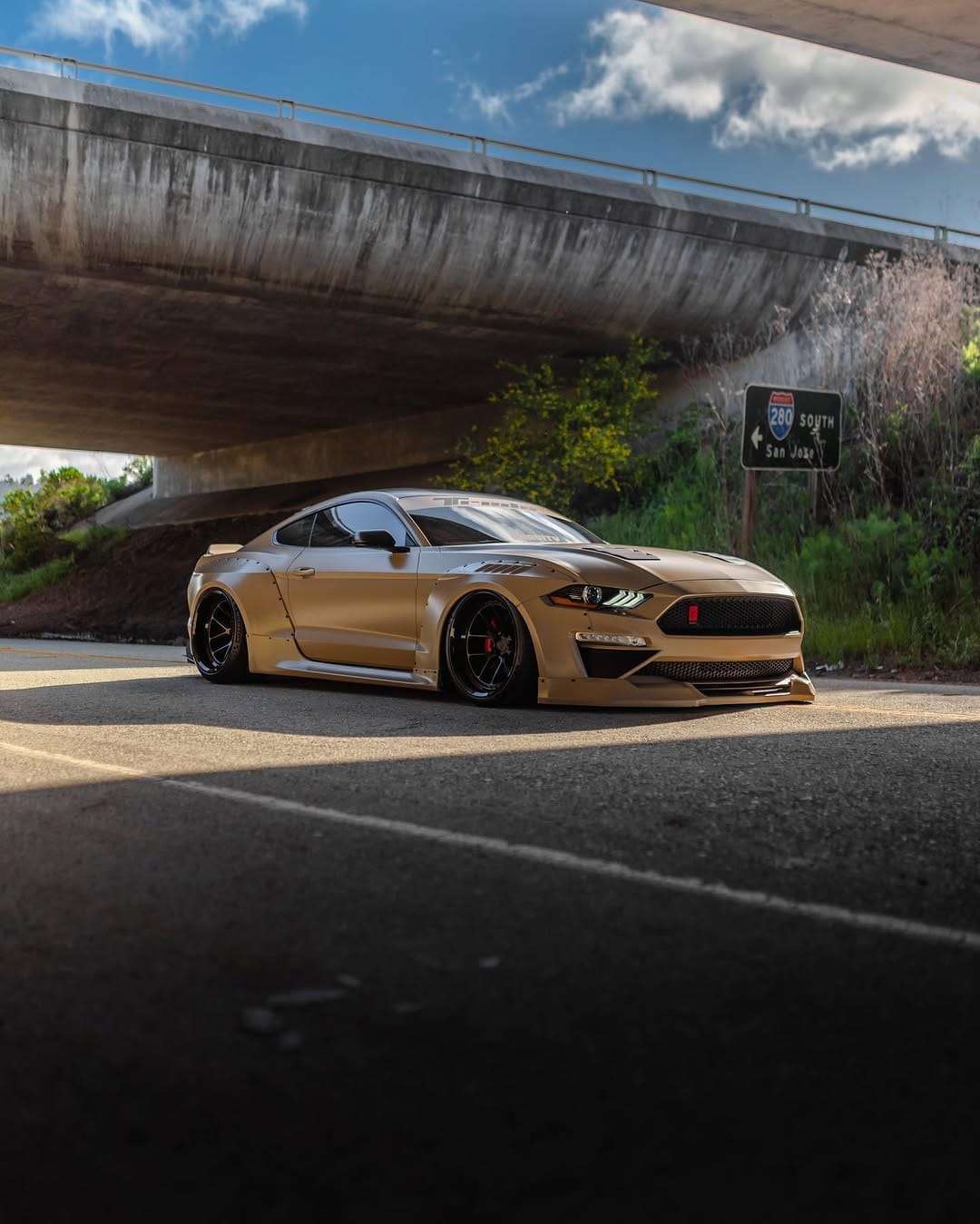 Post 1 by Javi - @treds_custom on Instagram (image)