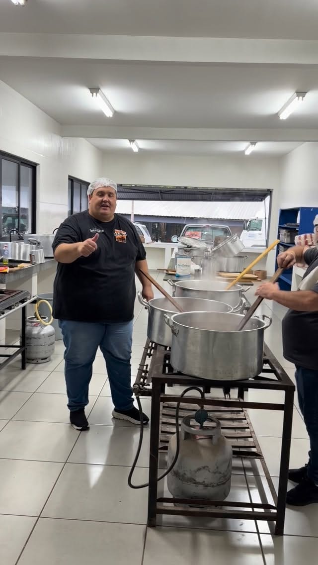 Post 6 by Confraria de Antigos de Francisco Beltrão on Instagram (video)
