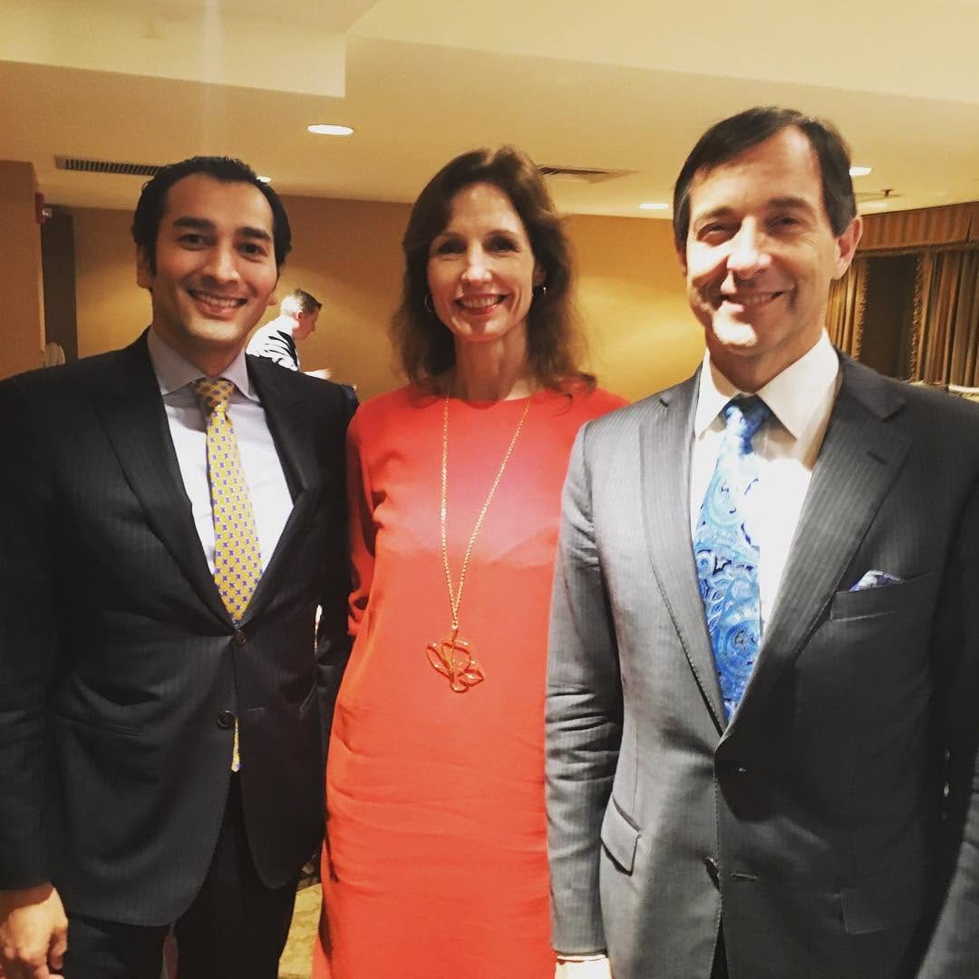 Post 10 by Dr Albert Ambriz on Instagram (image)