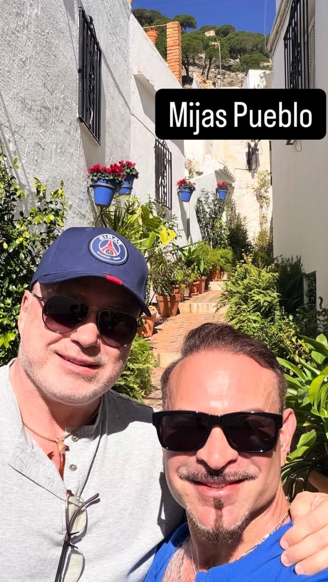 Post 10 by Dr. Iván 🦷 on Instagram (video)