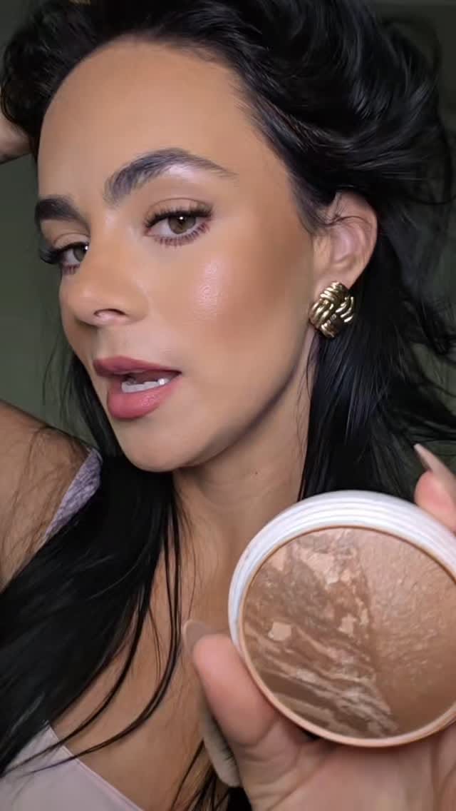 Post 6 by Karina Gonzalez on Instagram (video)
