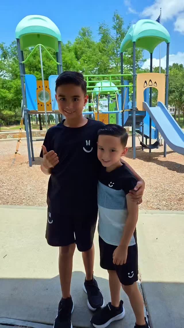 Post 8 by Karina Gonzalez on Instagram (video)