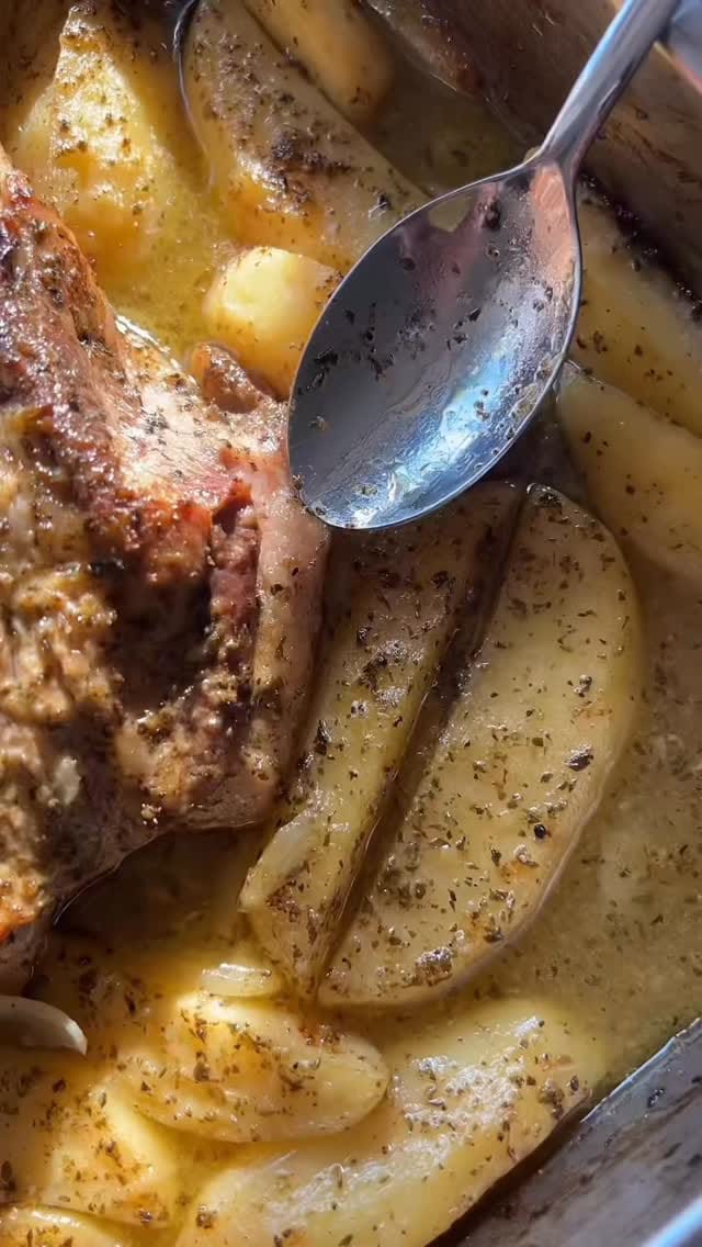 Post 7 by Aliki Petrakis | Toronto, Food/Recipes, Motherhood, & Lifestyle on Instagram (video)