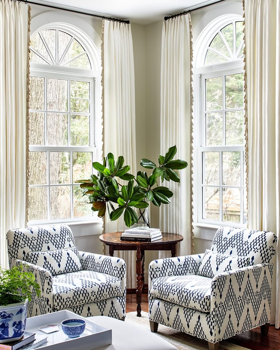 Post 6 by Amanda Khouri Interiors on Instagram (image)