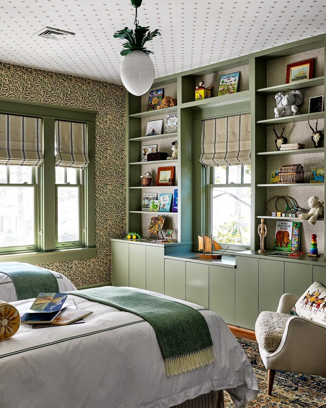 Post 7 by Amanda Khouri Interiors on Instagram (carousel)