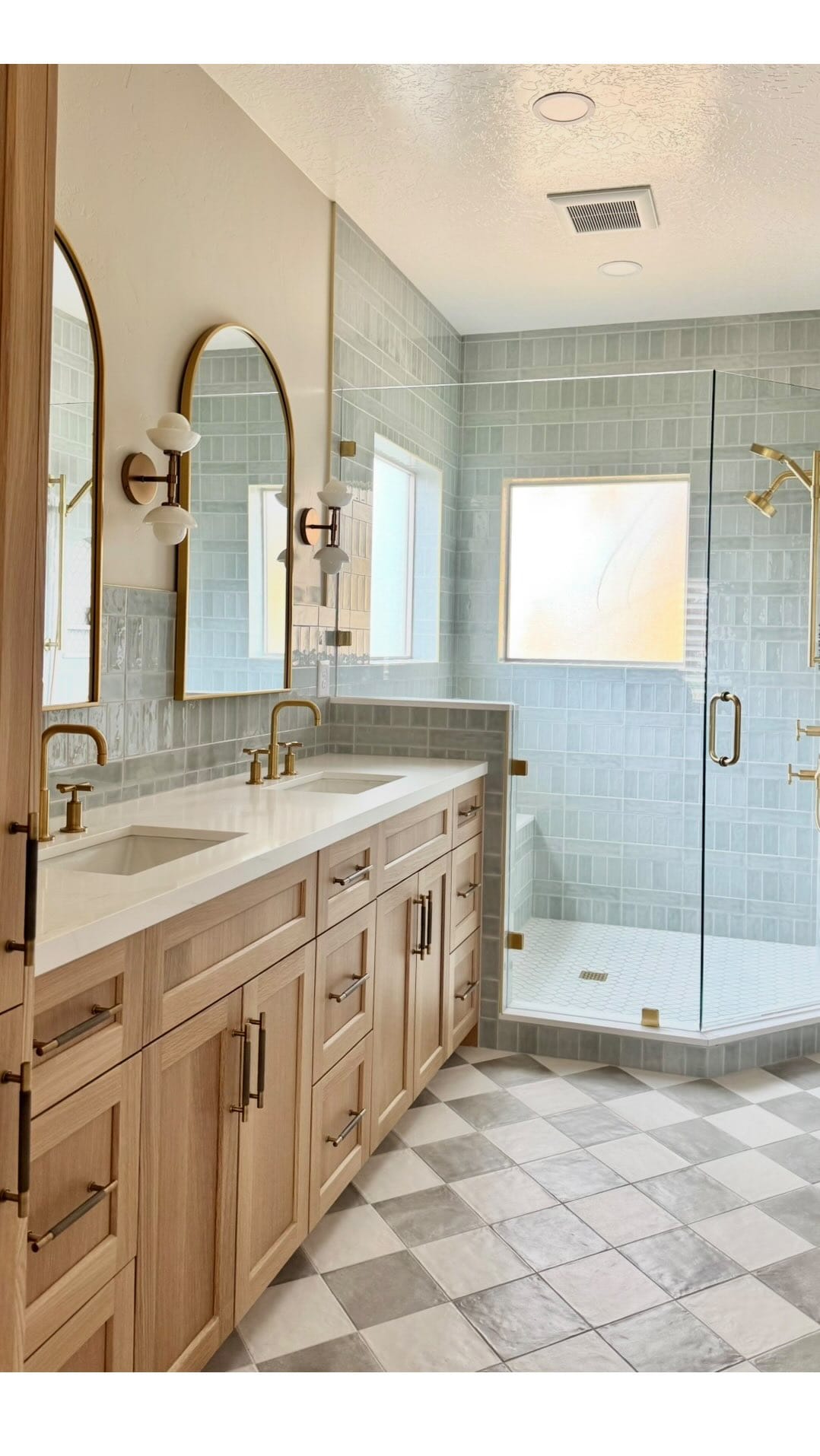 Post 1 by Kristen Rockwood | UT Designer on Instagram (video)